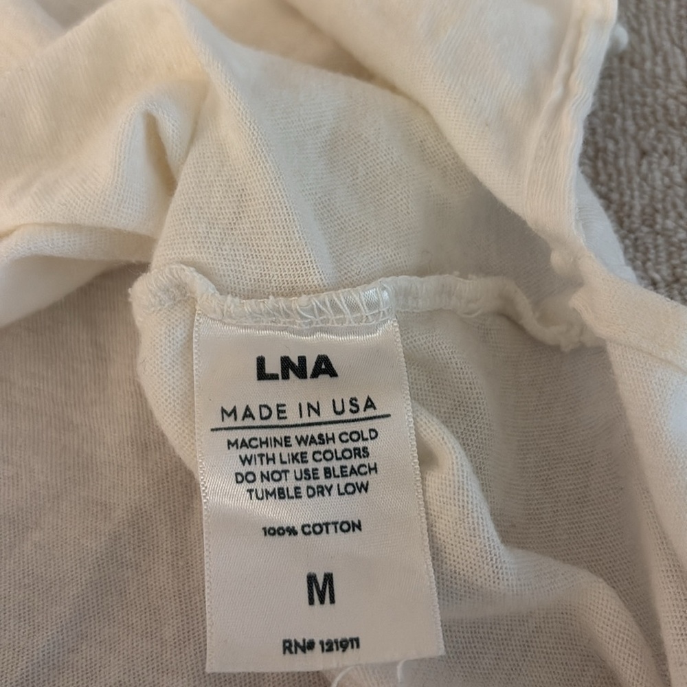 LNA white soft great high end slouchy tshirt. Made in USA - Picture 10 of 10